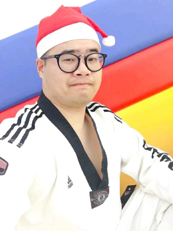 何当重相见的第一张照片--周宁婚介网