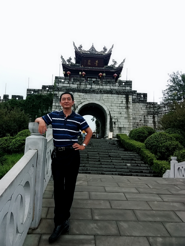 真心的龙的第六张照片--周宁婚介网