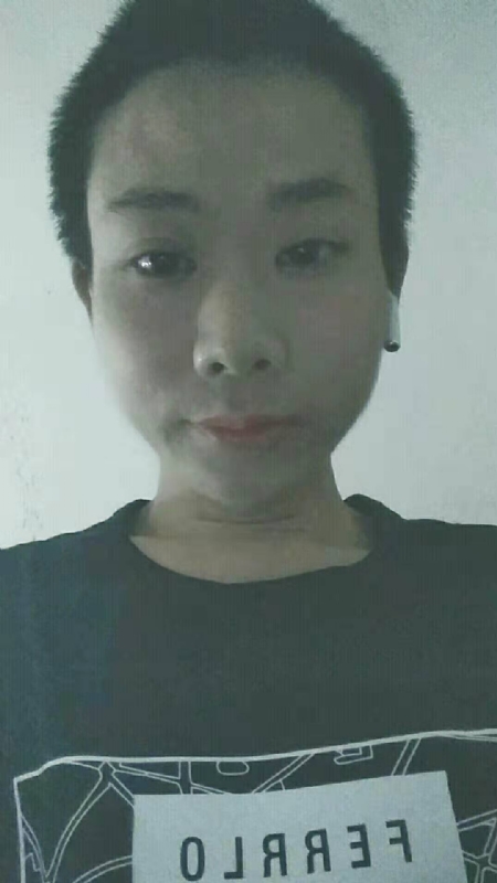 水中月的第一张照片--周宁婚介网
