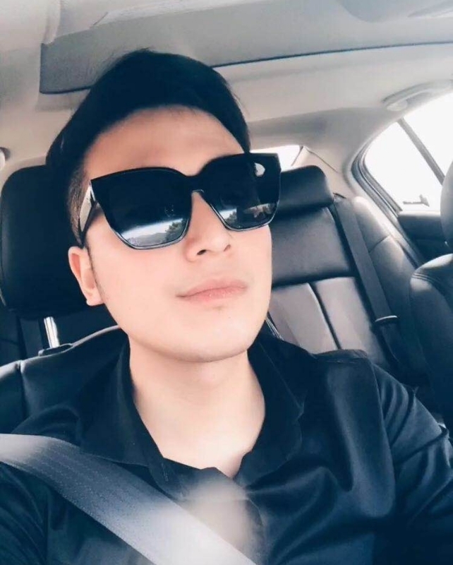 沉稳的第一张照片--周宁婚介网