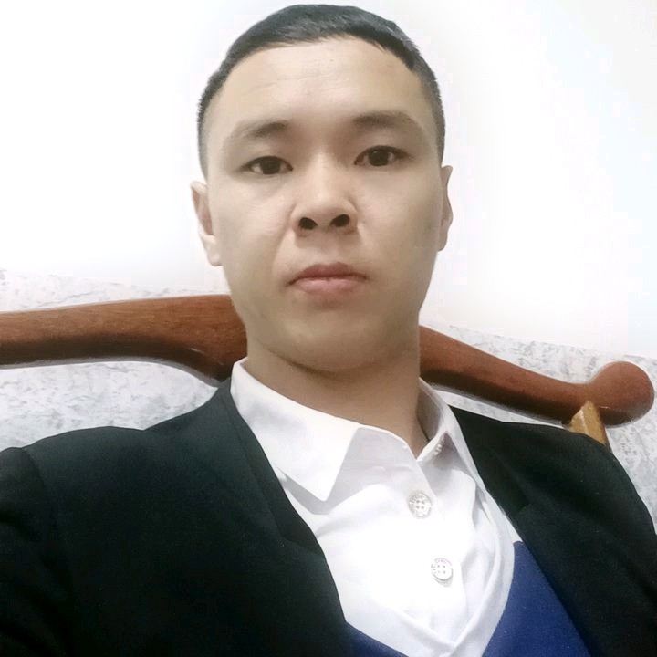 冷漠的第一张照片--周宁婚介网