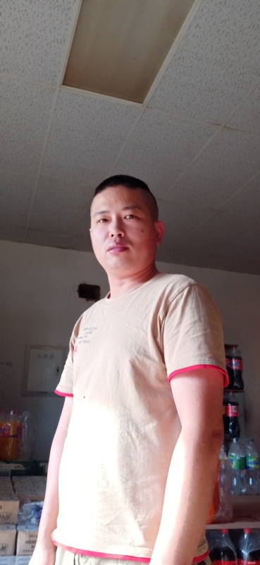 有心人的第三张照片--周宁婚介网