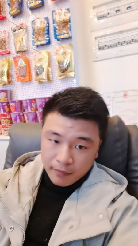 小宇的第一张照片--周宁婚介网