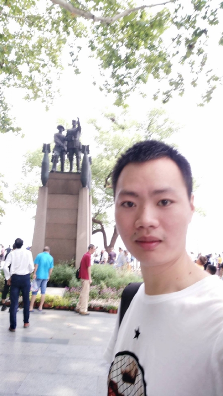 志东的第三张照片--周宁婚介网
