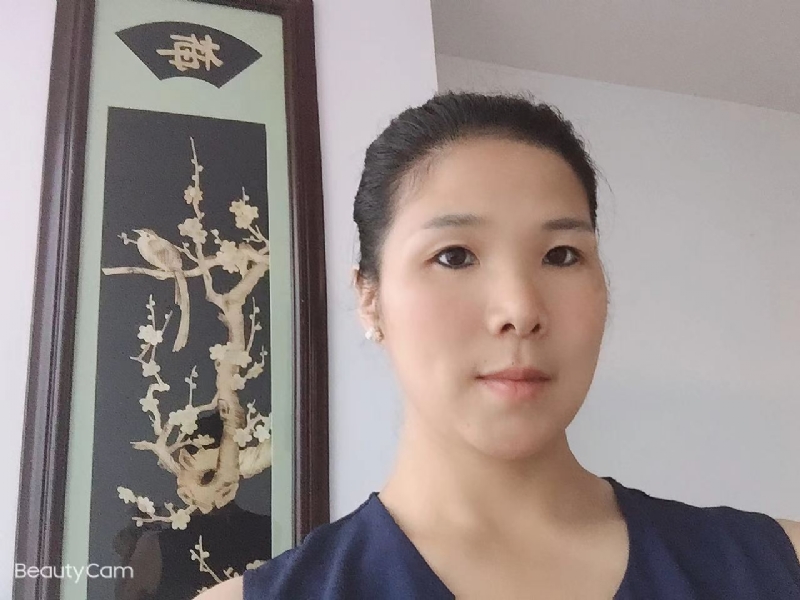 微笑的第一张照片--周宁婚介网
