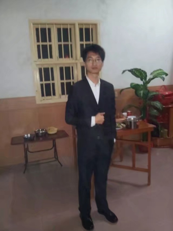 潇湘剑雨的第一张照片--周宁婚介网