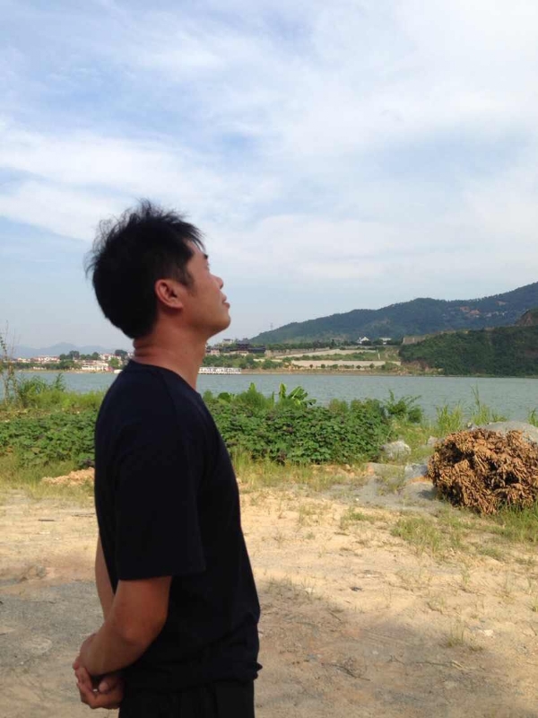 雾里看花的第一张照片--周宁婚介网