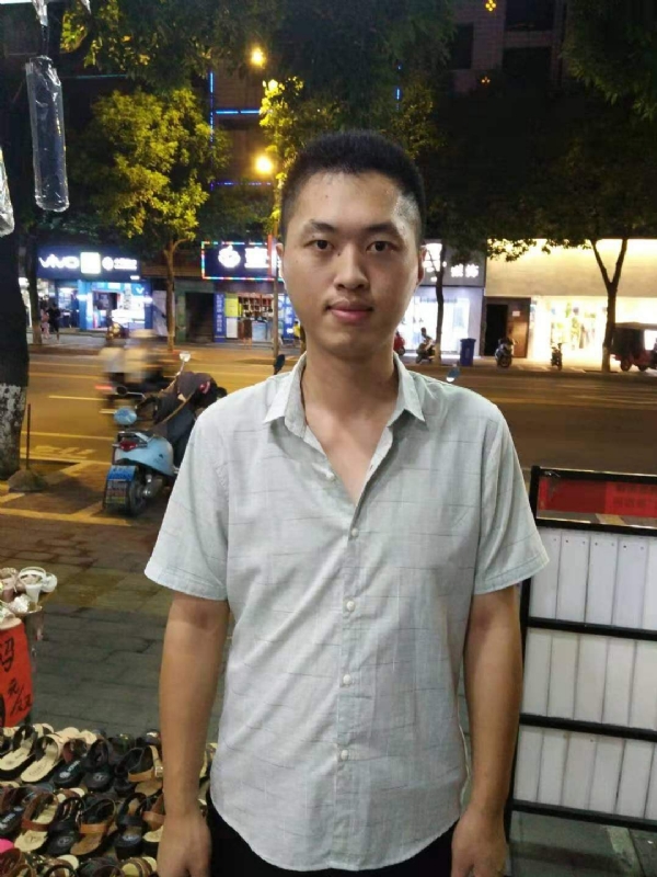 单身的雄鹰的第一张照片--周宁婚介网