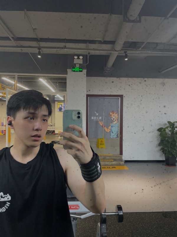 想吃猫的鱼的第一张照片--周宁婚介网
