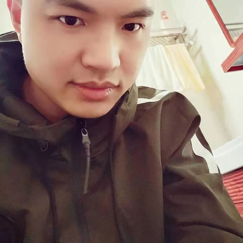 高大上的宅男的第二张照片--周宁婚介网