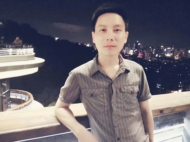 幕秋的第一张照片--周宁婚介网