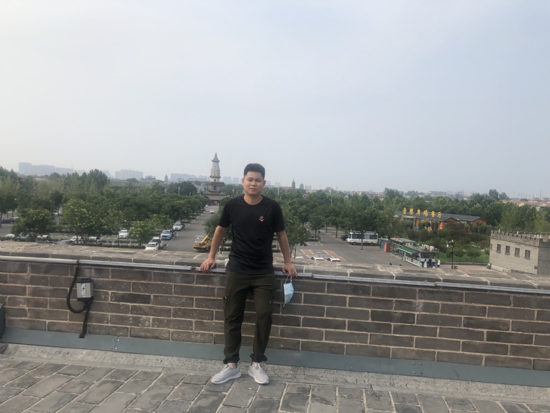 123.向左向右的第一张照片--周宁婚介网
