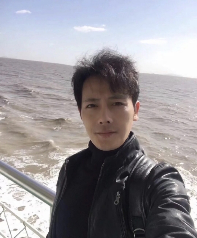 疯狂的小鱼的第一张照片--周宁婚介网