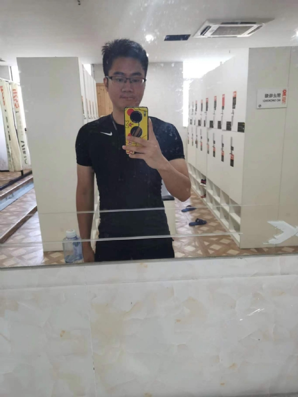 习惯发呆的第一张照片--周宁婚介网