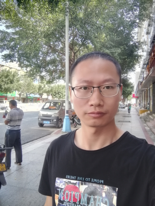 老虎的第一张照片--周宁婚介网