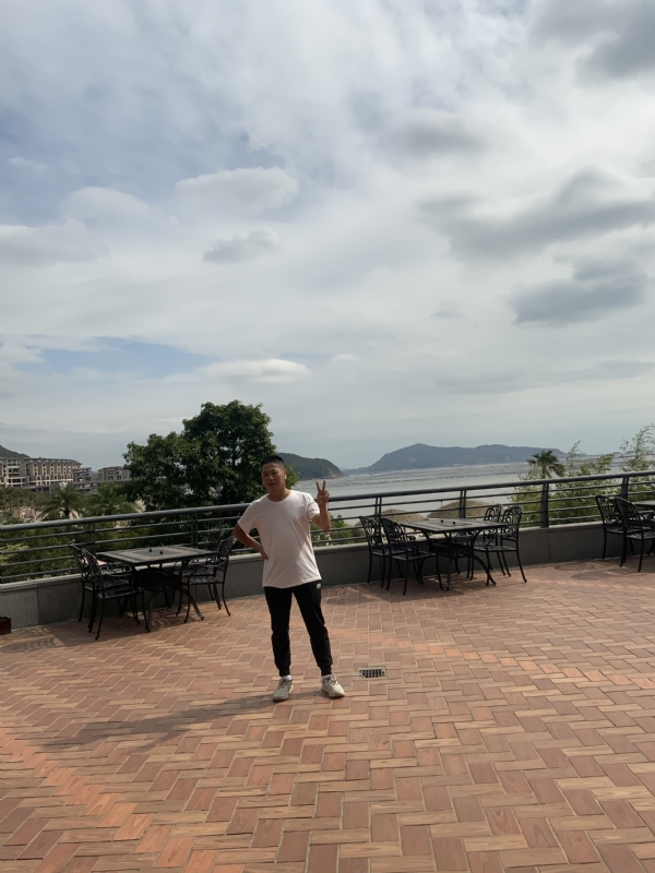 心酸瑟果的第一张照片--周宁婚介网