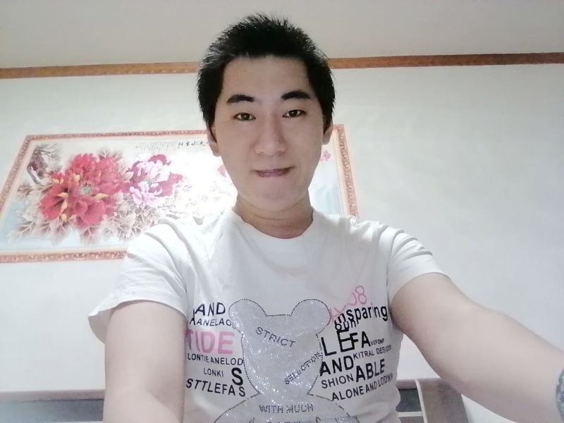 缘分天定的第一张照片--周宁婚介网