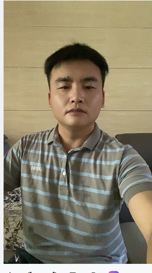 走在红毯那一天的第二张照片--周宁婚介网