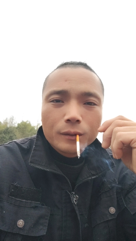 伯爵的第一张照片--周宁婚介网