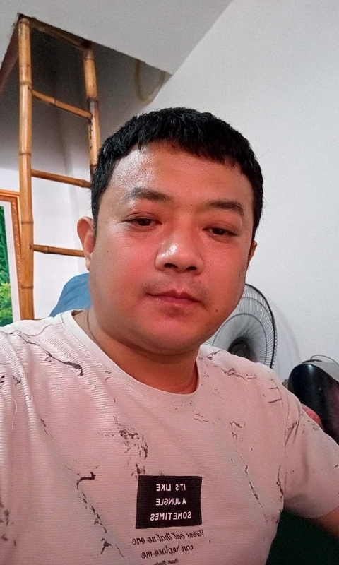 萍水相逢的第四张照片--周宁婚介网
