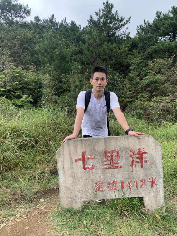 小朱佩奇的第一张照片--周宁婚介网