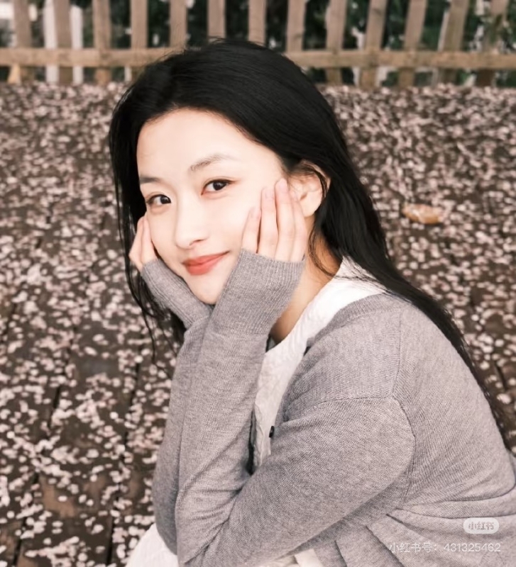 江小姐的第一张照片--周宁婚介网