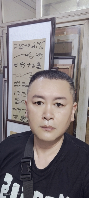 永恒的瞬间的第一张照片--周宁婚介网