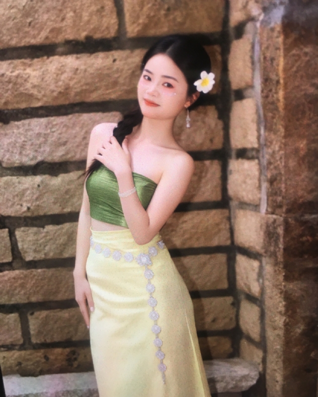 丫头的第六张照片--周宁婚介网